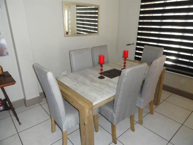 Townhouse for sale in Dr Kenneth Kaunda, North West