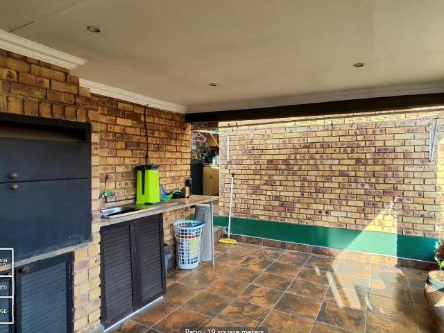 Townhouse for sale in Ekurhuleni, Gauteng