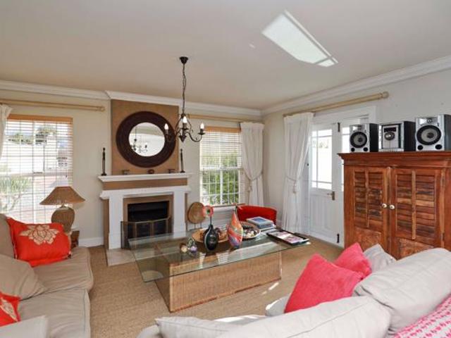 Townhouse for rent in Cape Town, Western Cape