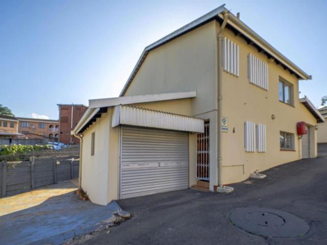 Townhouse for sale in Seaview, Kwazulu-natal