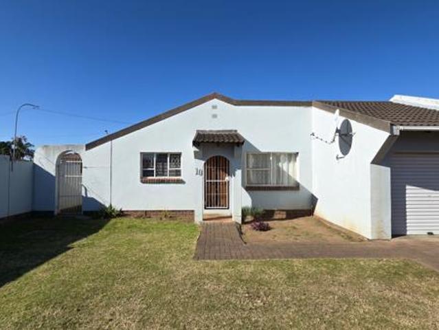 Townhouse for sale in Bisho, Eastern Cape