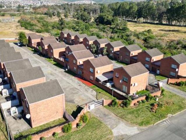 Townhouse for sale in Bisho, Eastern Cape