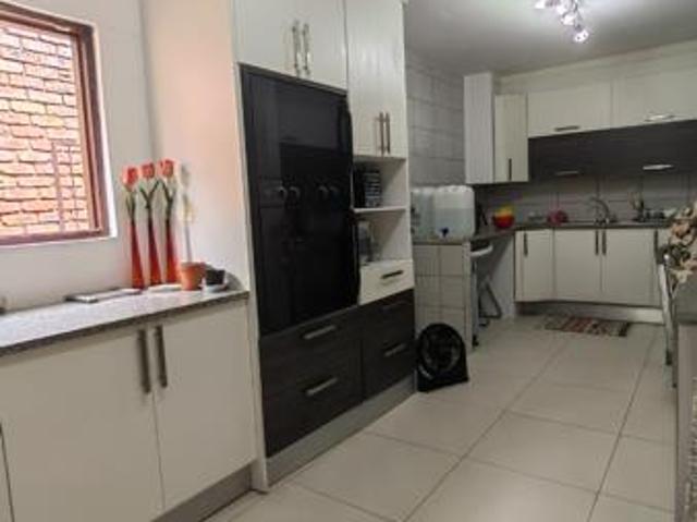 Townhouse for sale in Ehlanzeni, Mpumalanga