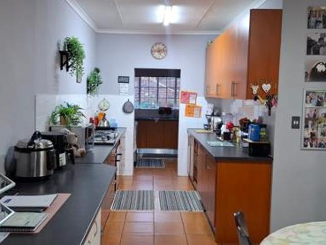 Townhouse for sale in Ehlanzeni, Mpumalanga