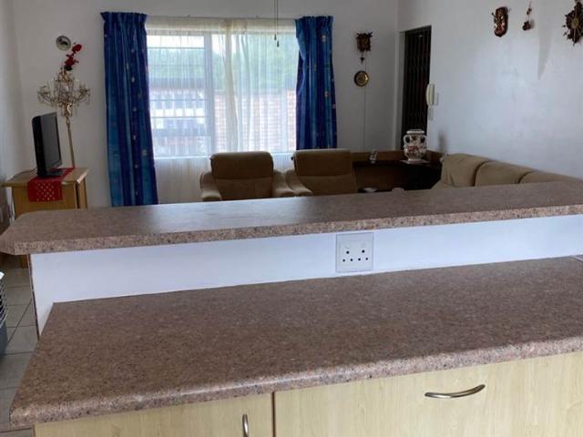 Townhouse for sale in Bushmans River Mouth, Eastern Cape