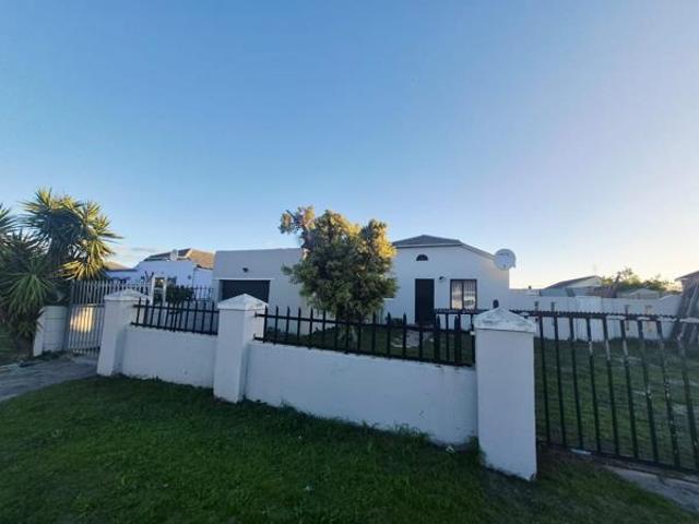 Townhouse for rent in Cape Town, Western Cape