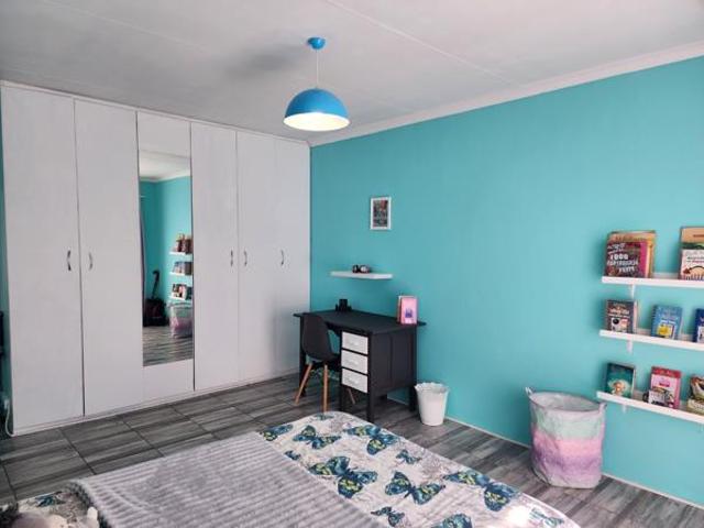 Townhouse for sale in Dr Kenneth Kaunda, North West