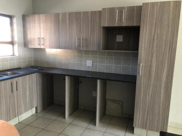 Townhouse for rent in Ekurhuleni, Gauteng