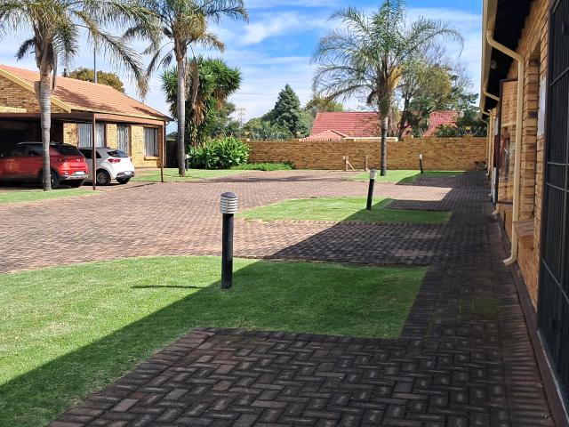 Townhouse for sale in Kagiso, Gauteng