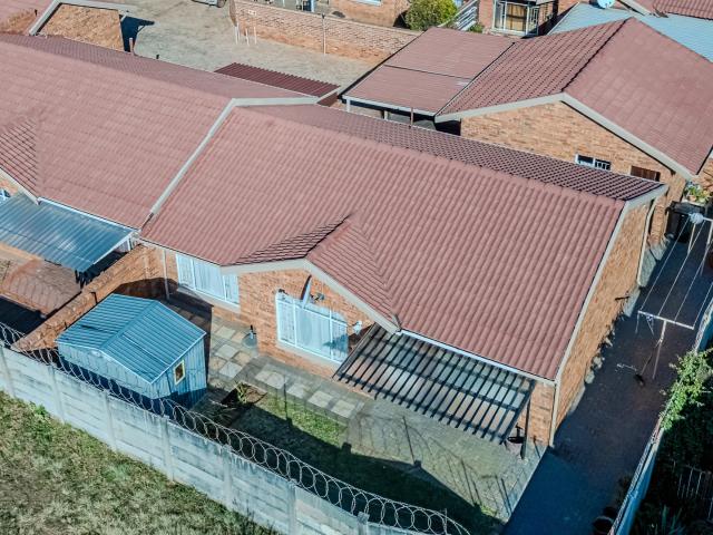 Townhouse for sale in Kagiso, Gauteng