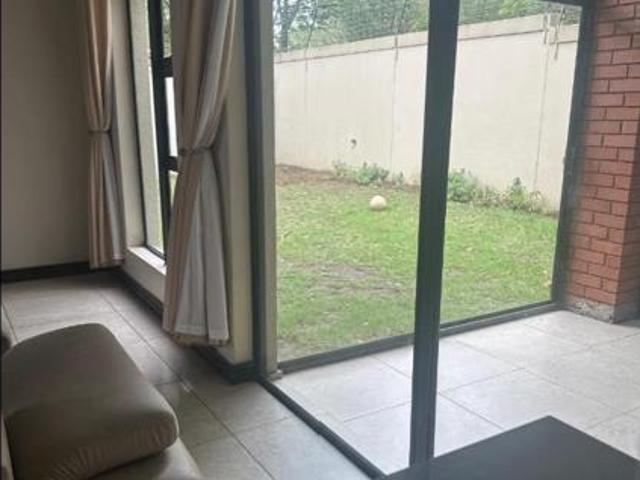 Townhouse for rent in Vosloorus, Gauteng