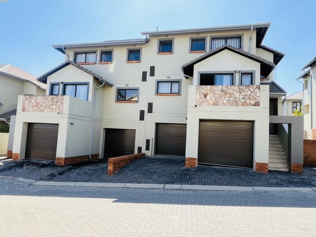 Townhouse for sale in Tembisa, Gauteng