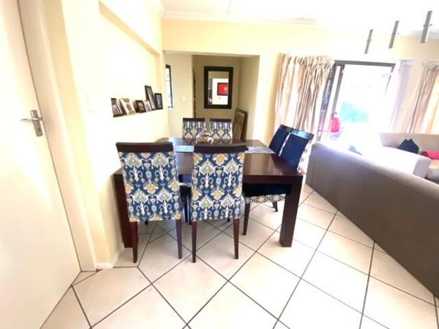Townhouse for rent in Vosloorus, Gauteng