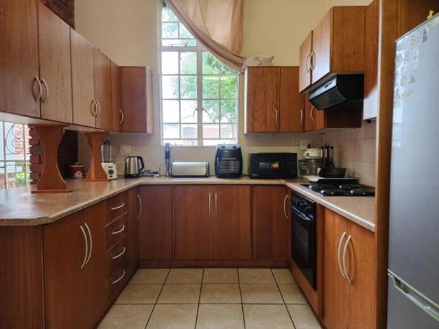 Townhouse for sale in Dr Kenneth Kaunda, North West