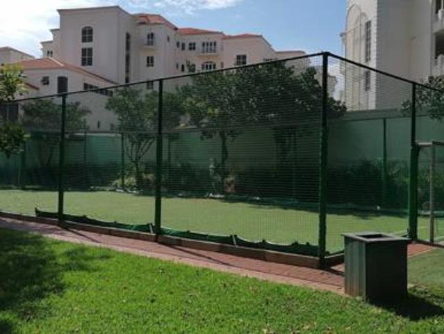 Townhouse for rent in Seaview, Kwazulu-natal
