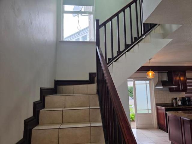Townhouse for rent in Seaview, Kwazulu-natal