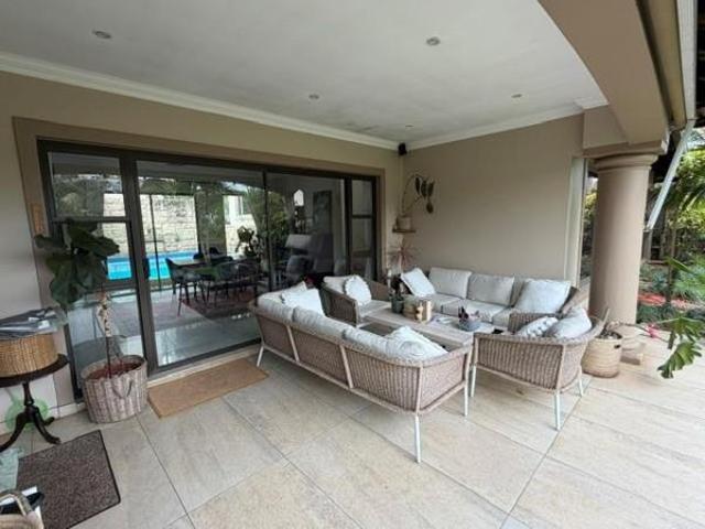 Townhouse for rent in Seaview, Kwazulu-natal