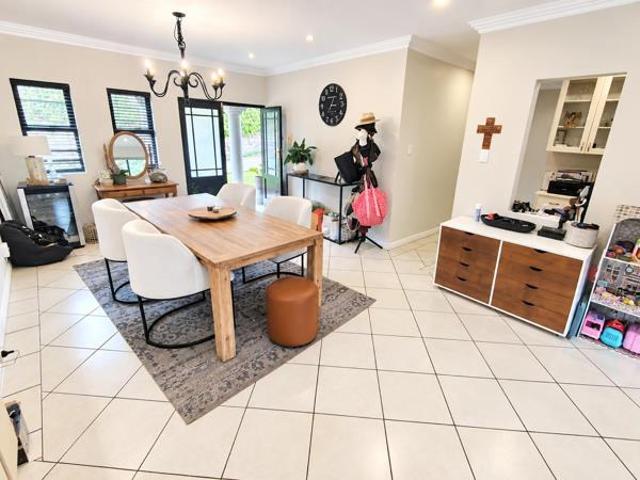 Townhouse for rent in Durban, eThekwini Metropolitan Municipality