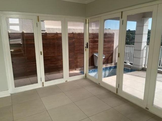 Townhouse for rent in Seaview, Kwazulu-natal