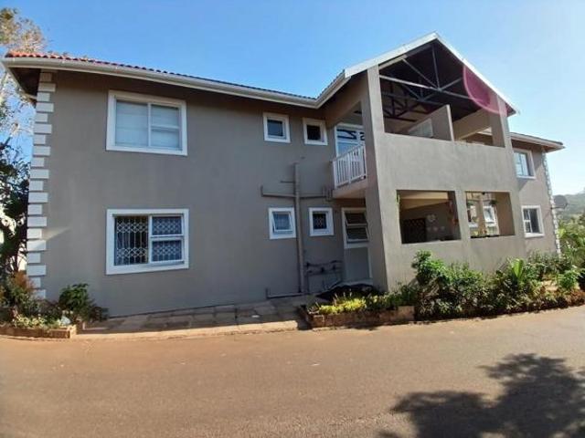 Townhouse for sale in La Mercy, eThekwini Metropolitan Municipality