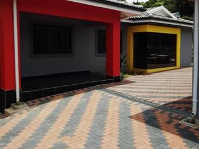 Townhouse for sale in La Mercy, Kwazulu-natal