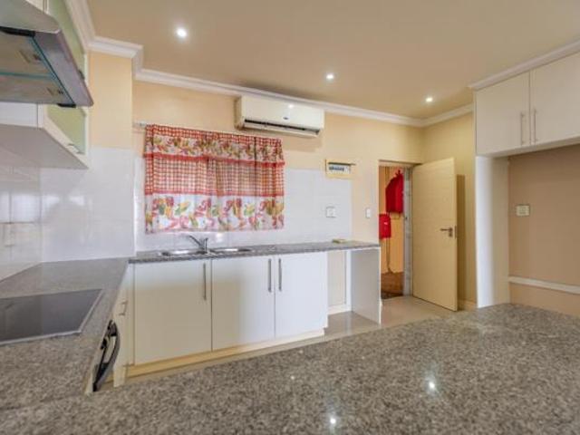 Townhouse for sale in La Mercy, eThekwini Metropolitan Municipality