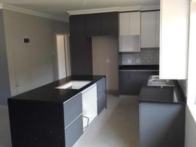Townhouse for sale in La Mercy, Kwazulu-natal