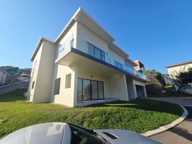 Townhouse for sale in La Mercy, Kwazulu-natal