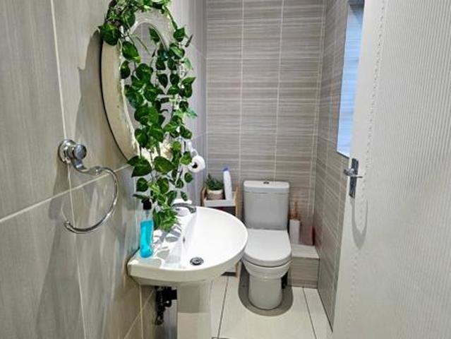 Townhouse for rent in Waterkloof, Gauteng