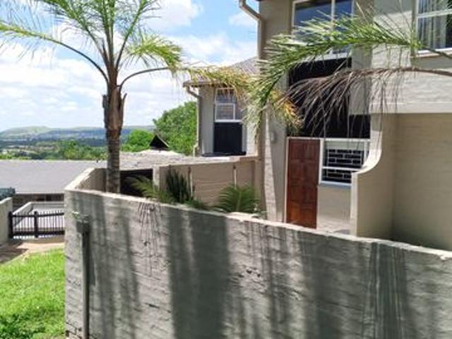 Townhouse for sale in Waterkloof, Gauteng