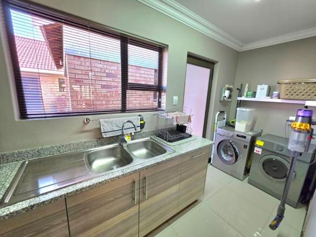 Townhouse for sale in Rosendal, Free State