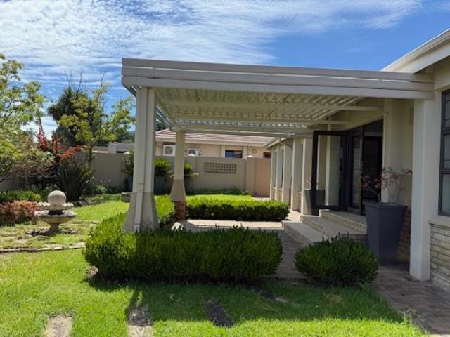 Townhouse for sale in Rosendal, Free State