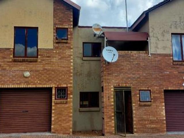 Townhouse for sale in Seshego, Limpopo