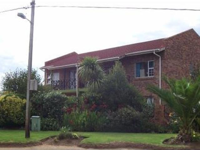 Townhouse for sale in Mantsopa, Free State