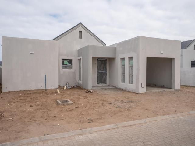 Townhouse for sale in West Coast, Britannia Bay