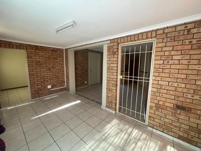 Townhouse for sale in Bloemfontein, Free State