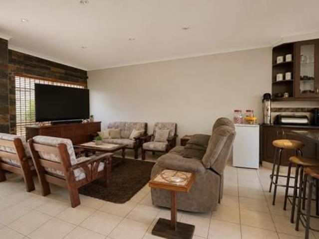 Townhouse for sale in Bloemfontein, Free State