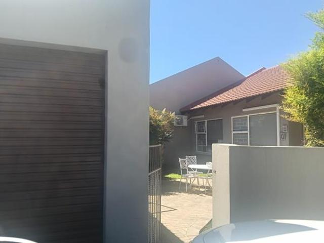 Townhouse for rent in Bloemfontein, Mangaung Metropolitan Municipality