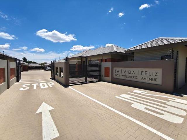 Townhouse for sale in Bloemfontein, Free State