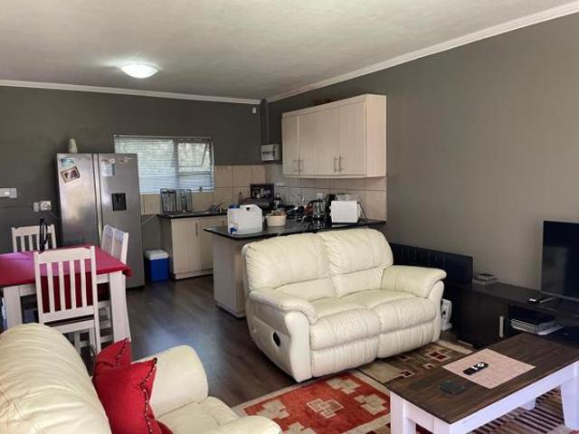 Townhouse for sale in Bloemfontein, Free State