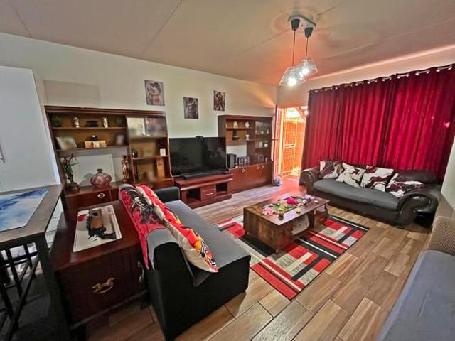 Townhouse for sale in Bloemfontein, Free State