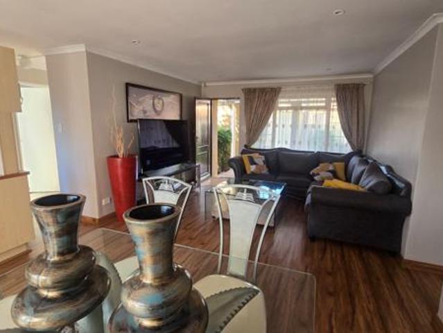 Townhouse for sale in Bloemfontein, Free State