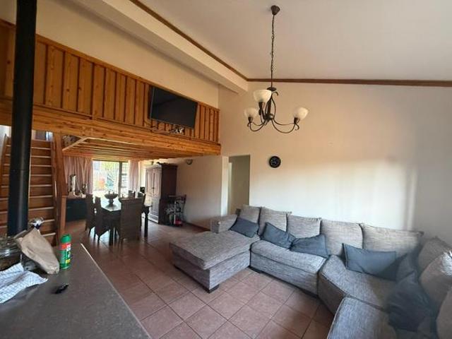 Townhouse for sale in Bloemfontein, Free State