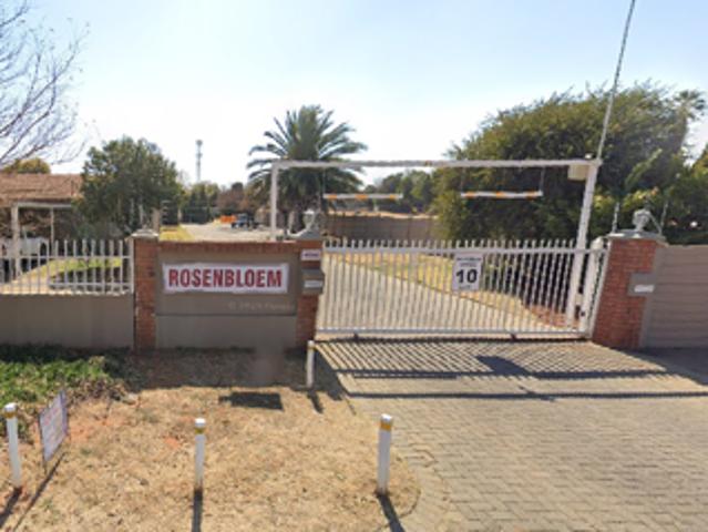 Townhouse for sale in Bloemfontein, Free State