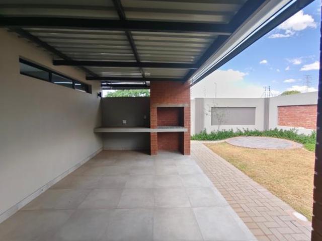 Townhouse for sale in Bloemfontein, Free State