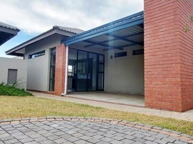 Townhouse for sale in Bloemfontein, Free State