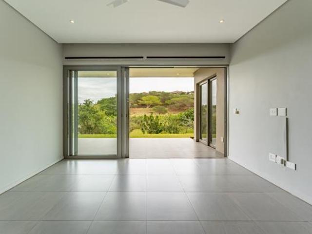 Townhouse for rent in Princess Grant, Kwazulu-natal