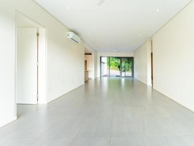 Townhouse for rent in Princess Grant, Kwazulu-natal