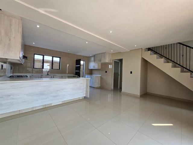 Townhouse for sale in Seaview, Kwazulu-natal