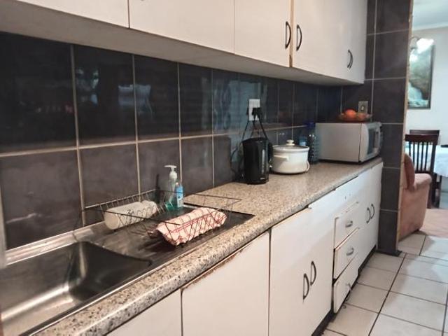 Townhouse for sale in Cape Town, Western Cape